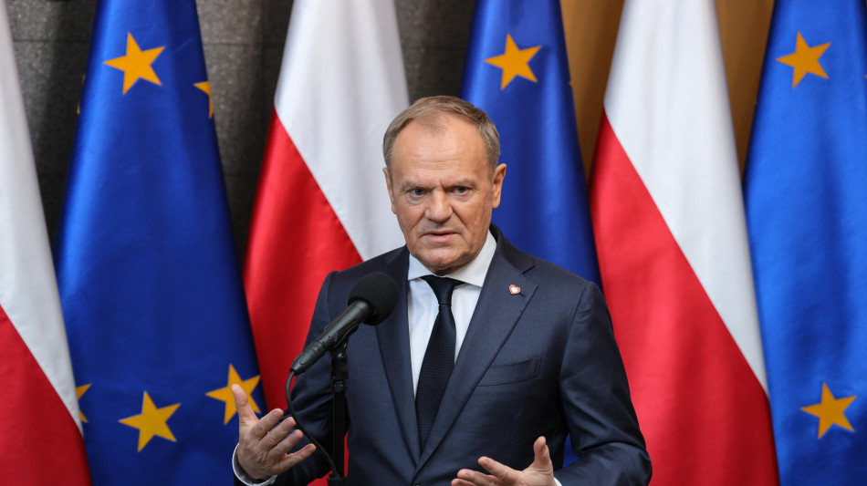 Tusk, 'appoggio la proposta di Meloni di un vertice Ue-Usa'