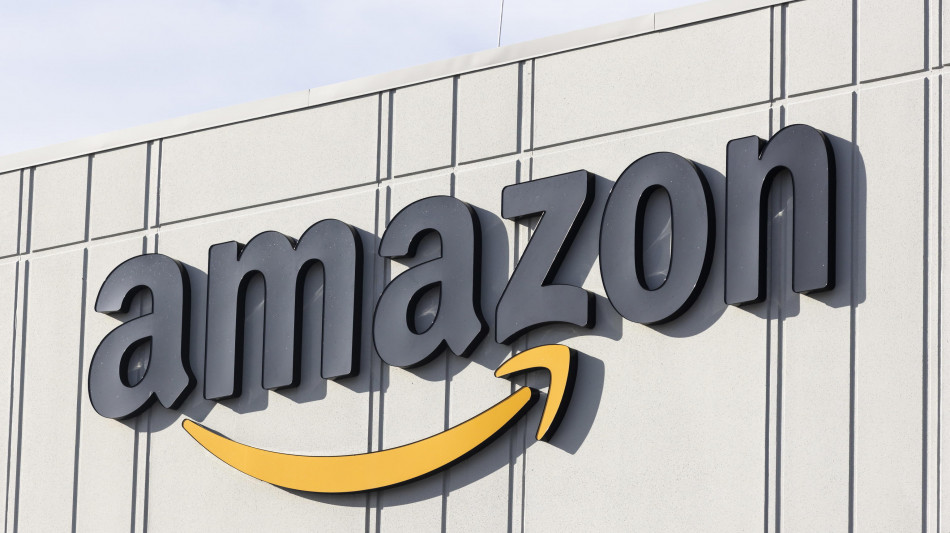 Amazon porta a 1.876 euro stipendio ingresso rete logistica