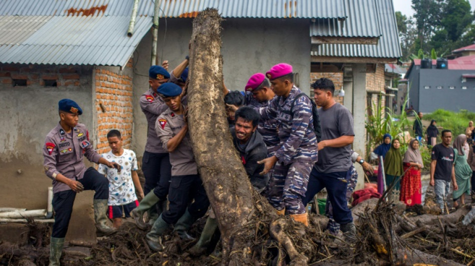 Las inundaciones en Indonesia dejan 57 muertos y 22 desaparecidos