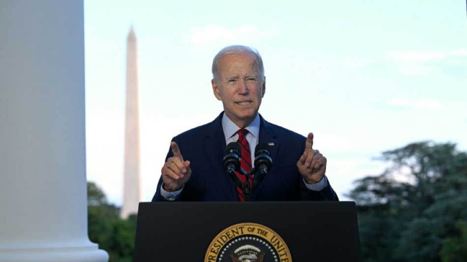 Pese a ser tachado de presidente senil, Biden gana puntos