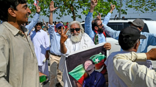 Pakistanische Regierung strebt Verbot der Partei von Ex-Premier Khan an