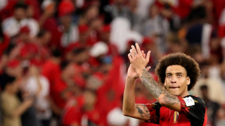 Axel Witsel anuncia aposentadoria da seleção belga