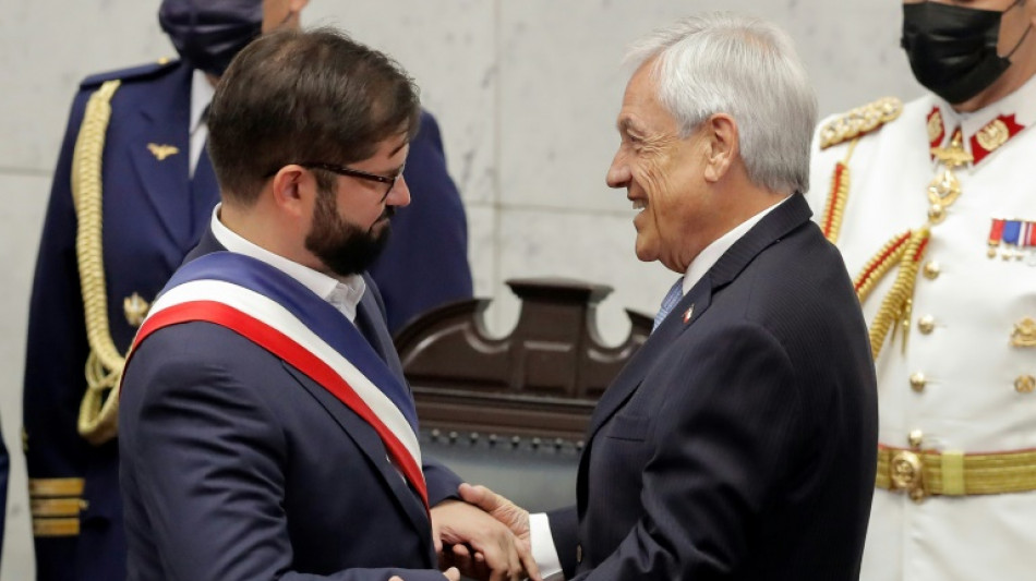 Gabriel Boric, 36 ans, officiellement nouveau président du Chili