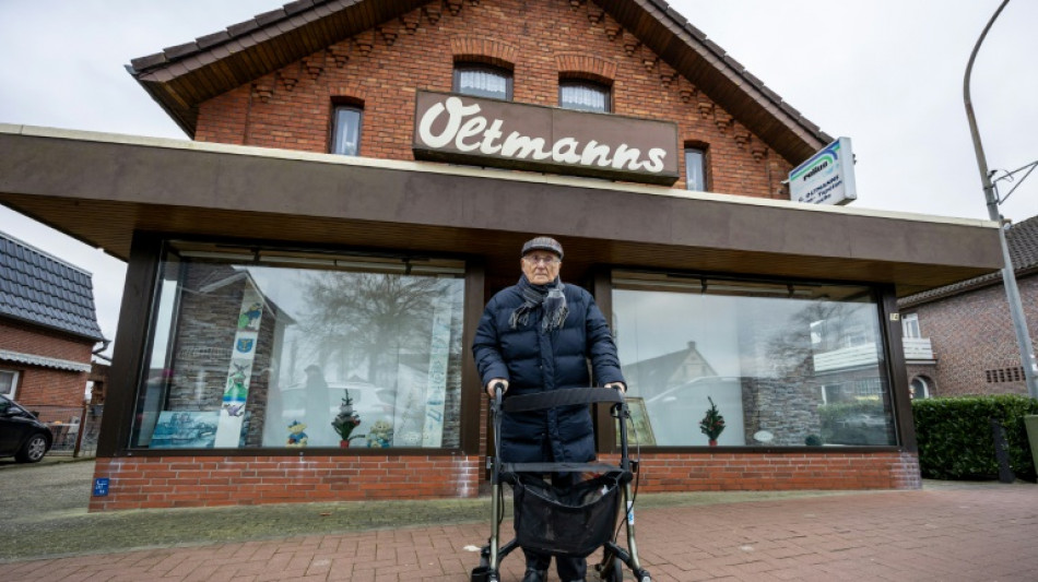 Rescapé d'Auschwitz: le long voyage d'Albrecht Weinberg jusqu'à son pays natal