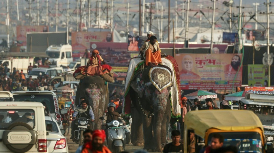 En Inde, premiers bains anticipés au pèlerinage hindou géant de Kumbh Mela 