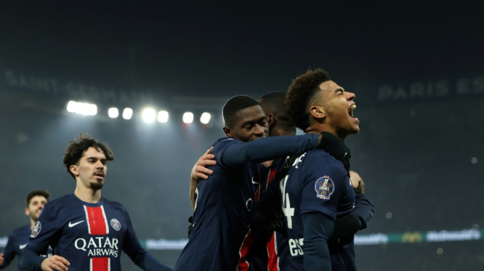 Ligue 1: Paris mate Lyon et reprend le large