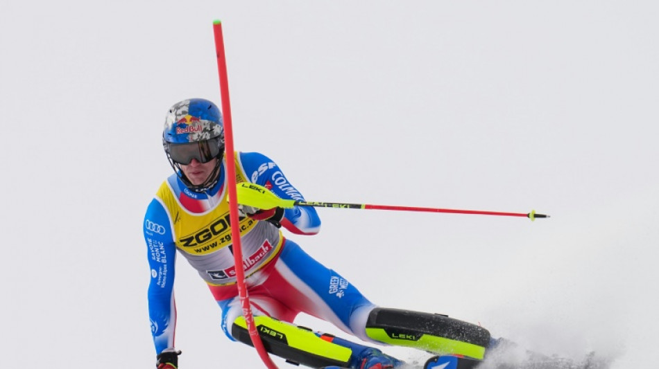 France's Noel leads world slalom after first run