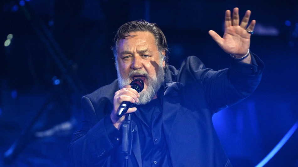 Russel Crowe conclude il suo tour di concerti a Noto