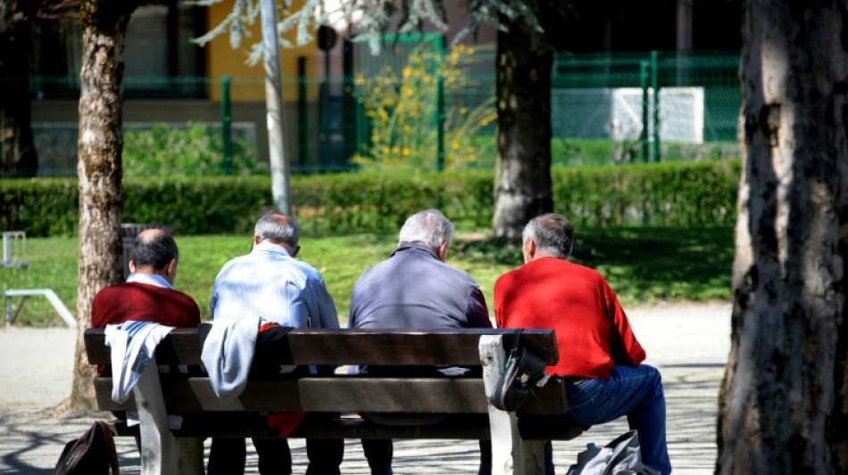 Zahl der Pensionäre in Deutschland steigt leicht an