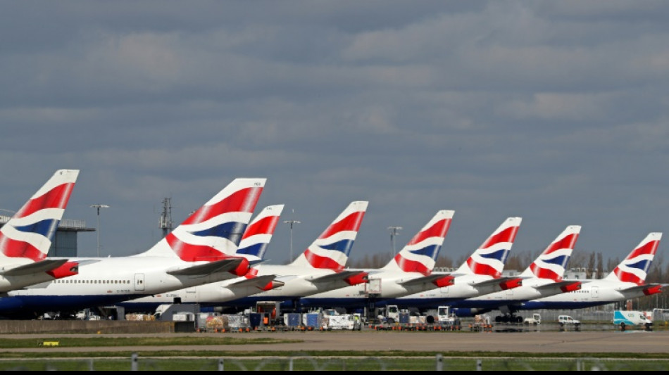 IAG, casa matriz de British Airways e Iberia, completa un pedido de 50 Boeing 737 con opción a 100 más