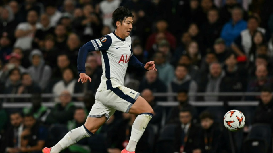 Spurs skipper Son in race to recover from injury for Man Utd clash