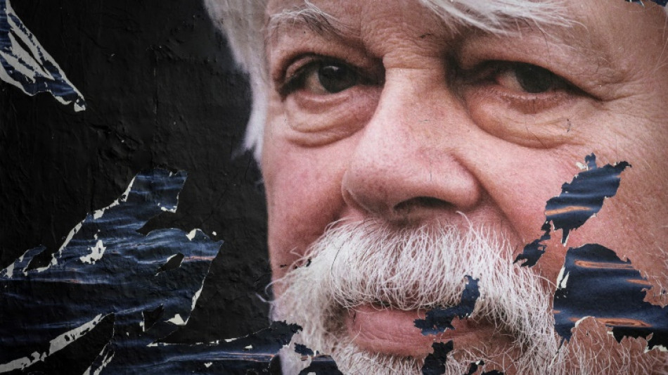 El defensor de las ballenas Paul Watson pide asilo polítio en Francia