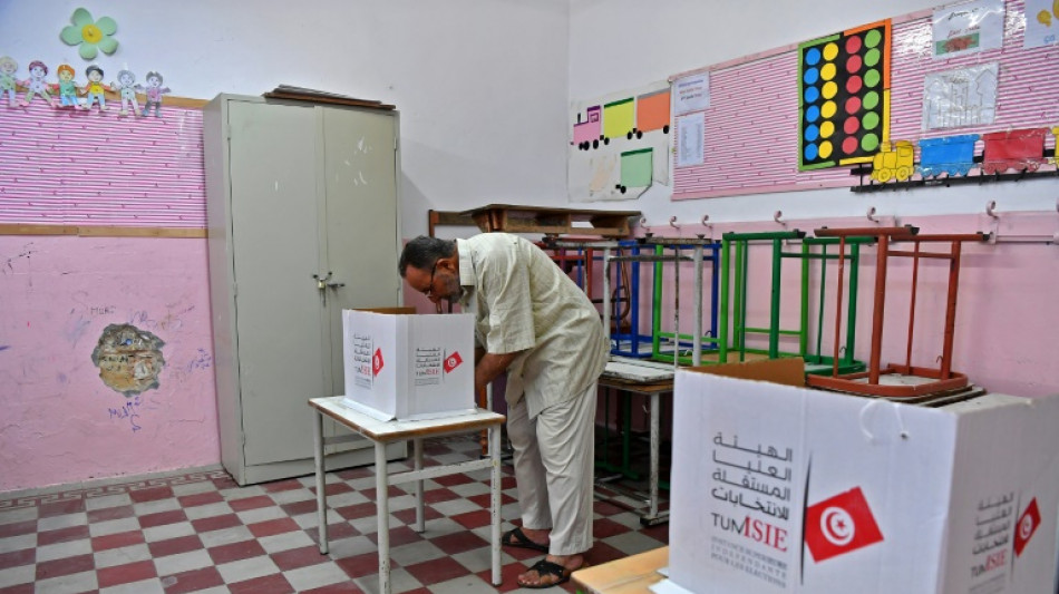 Tunisie: participation plus forte que prévue sur la Constitution de M. Saied