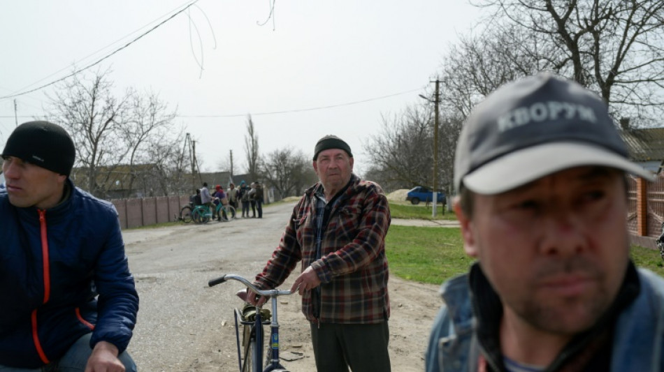 Sur la ligne de front dans le sud de l'Ukraine, un village dévasté