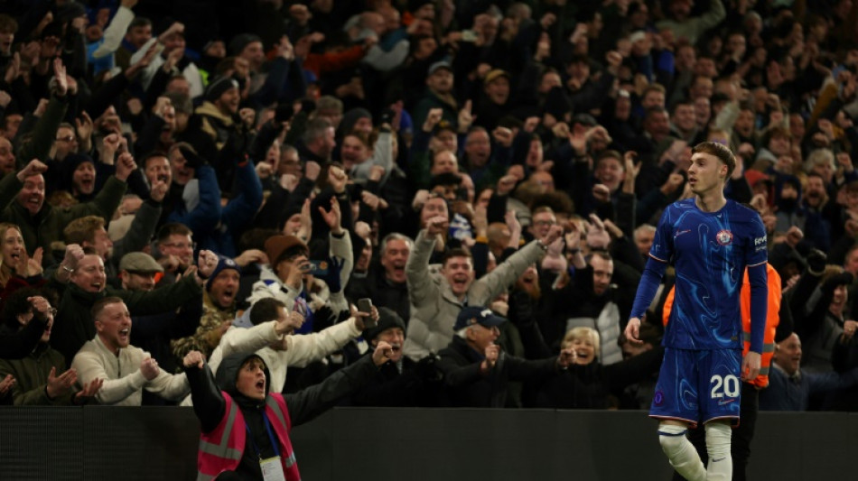 Chelsea vence West Ham (2-1) de virada e assume 4º lugar na Premier League