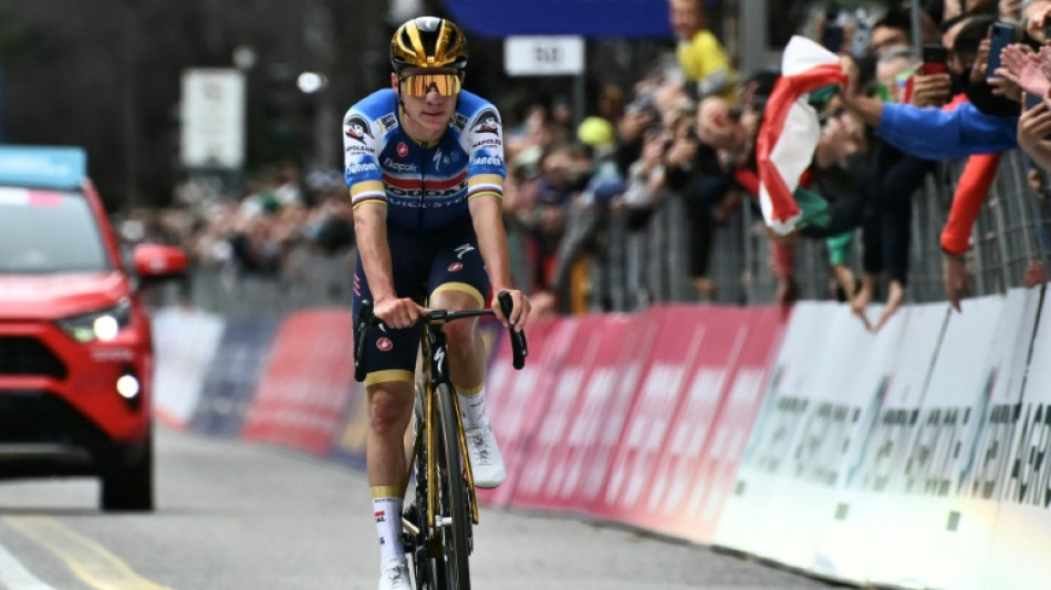 Evenepoel, determinado "a volver más fuerte" tras ser operado