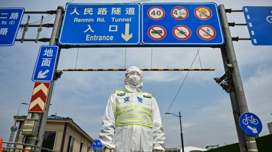 Covid en Chine: hausse continue des cas à Shanghai malgré le confinement