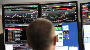 Lo spread tra Btp e Bund si stringe a 111,6 punti