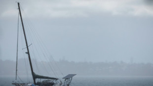 Cyclone's fringe lashes eastern Australia