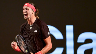 Kraftakt in drei Sätzen: Zverev im Achtelfinale von Acapulco