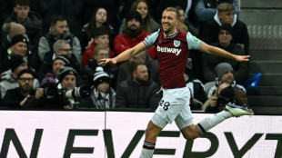 West Ham stun Newcastle to ease pressure on Lopetegui