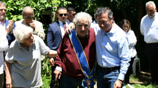 Lula y Petro condecoran a Mujica en visita a Uruguay 