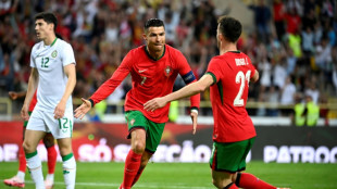 CR7 marca dois gols e Portugal vence Irlanda em amistoso antes da Eurocopa