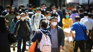 Hong Kong suprime una de las últimas exigencias de uso de mascarilla en el mundo