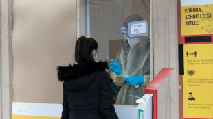 Lauterbach bringt Vorrang für Klinikpersonal bei PCR-Tests auf den Weg