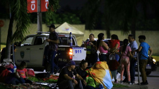 Caravana de migrantes hondurenhos parte para os EUA apesar das ameaças de Trump