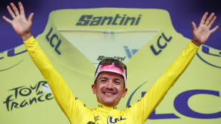 Carapaz ofrece a Ecuador el primer maillot amarillo en el Tour de Francia