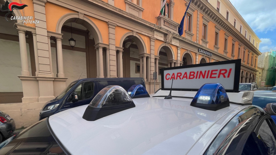 Mafia: spaccio di droga nel Potentino, 12 misure cautelari