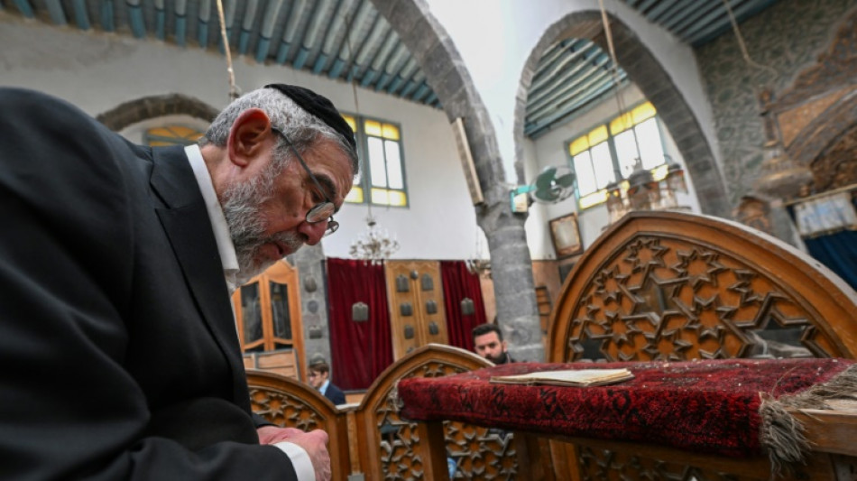 Syrian Jews say held first group prayer in decades in Damascus synagogue