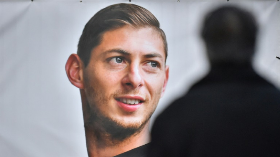 Footballer Sala felt pressure over transfer before plane death, inquest hears