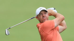 McIlroy makes charge at US Open leader Cantlay