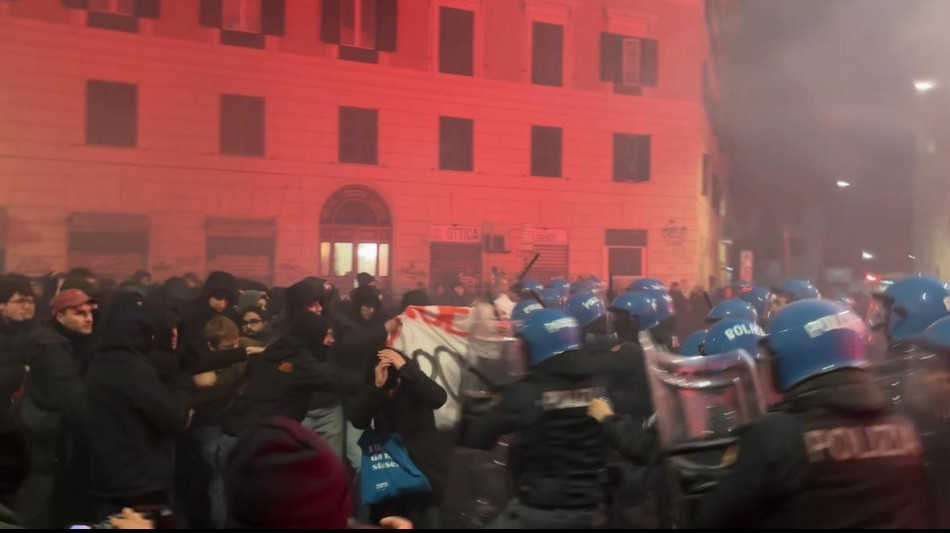 Corteo per Ramy a Roma, scontri tra partecipanti e polizia