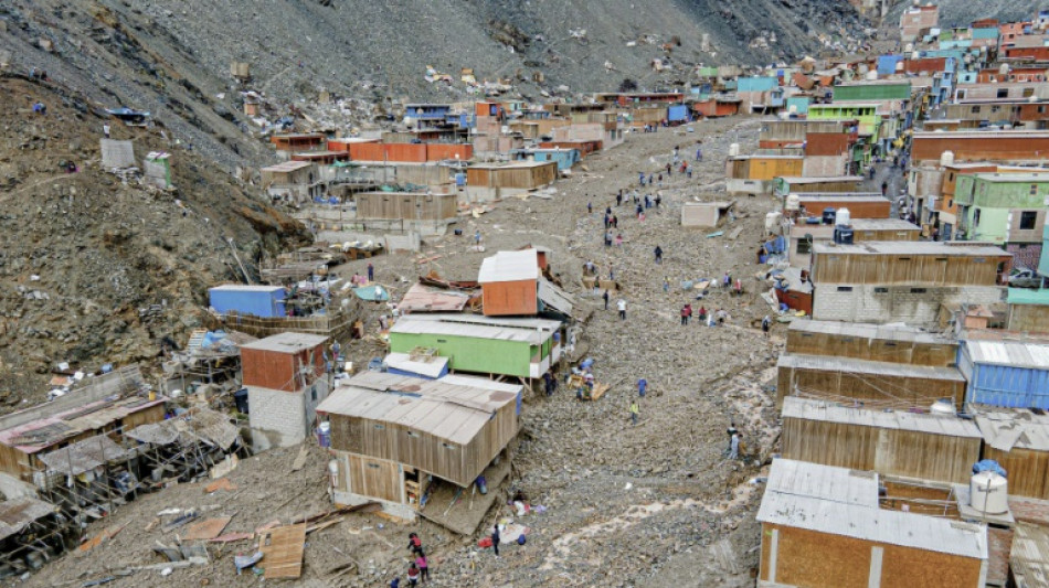 Perú suma 18 fallecidos por deslaves en zona sur y central en una semana