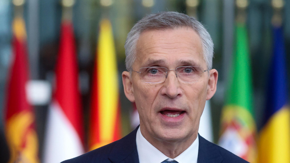 Stoltenberg, urgente e fondamentale dare più difesa a Kiev