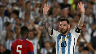 Messi, Di María e Scaloni estão entre convidados ilustres para homenagem a Maxi Rodríguez