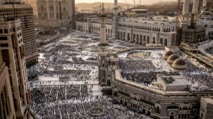 Gaza war hangs over hajj as pilgrims flock to Mecca