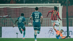 Marseille miss chance to close gap on PSG with Nice defeat