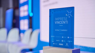 Intesa Sanpaolo premia 10 Pmi 'Vincenti' di Toscana e Umbria