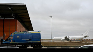 Nach tagelanger Blockade: Flugzeug mit 276 Indern an Bord verlässt Frankreich