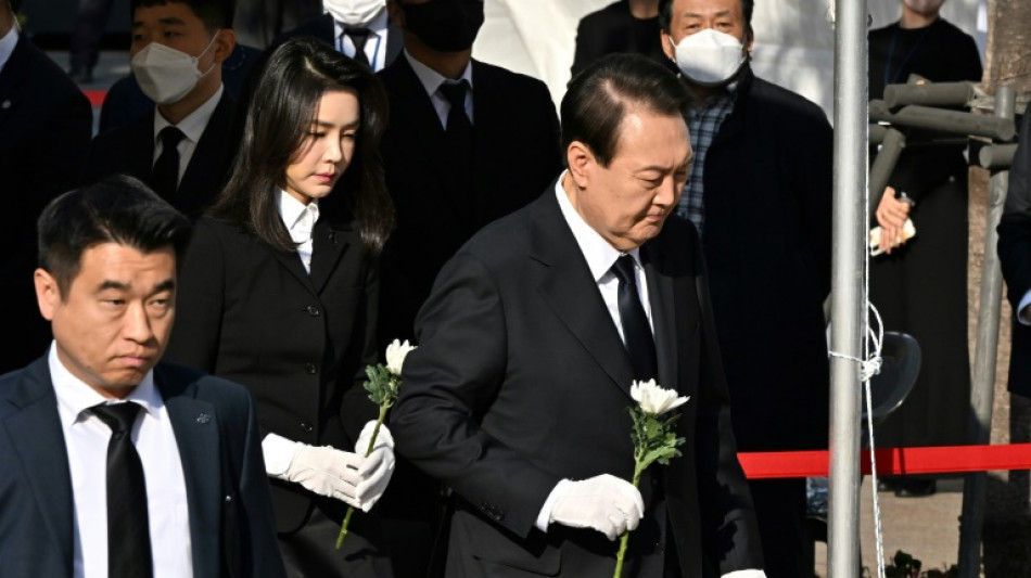 South Korea mourns Halloween crowd surge victims