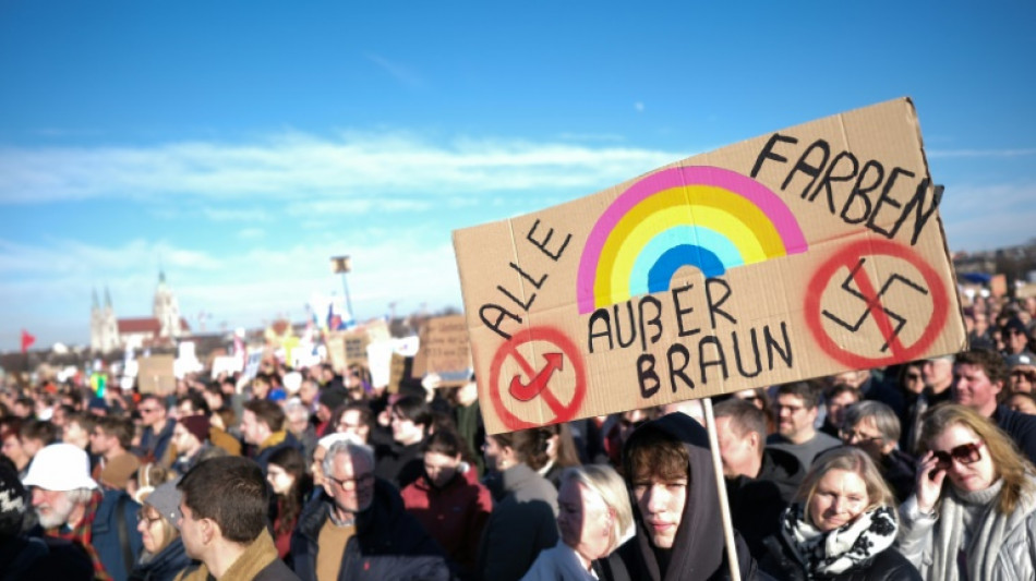 Les Allemands manifestent à nouveau contre l'extrême droite, 250.000 à Munich