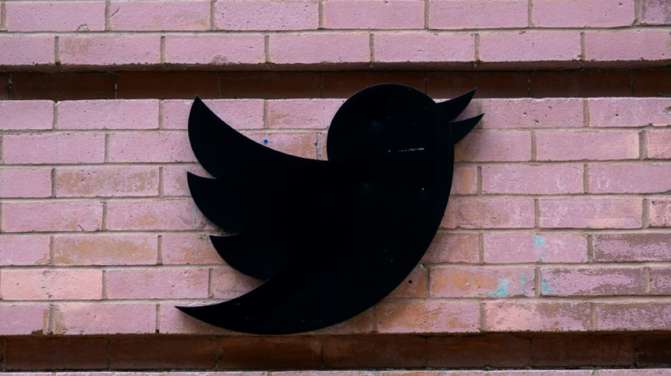 Twitter admits 'massive' outage as woes continue