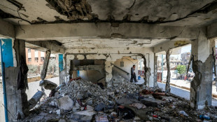Israël pilonne Gaza, démission attendue d'un membre du cabinet de guerre
