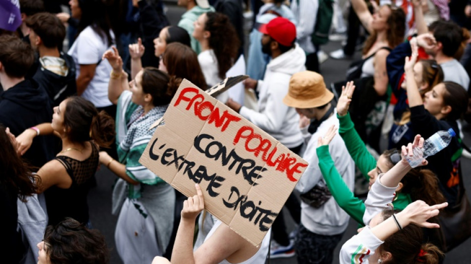 Hunderttausende protestieren in Frankreich gegen den Rechtsruck