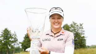 Henderson wins ShopRite LPGA Classic in playoff