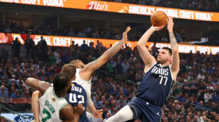 Mavericks vencem Celtics (122-84) e evitam varrida nas Finais da NBA